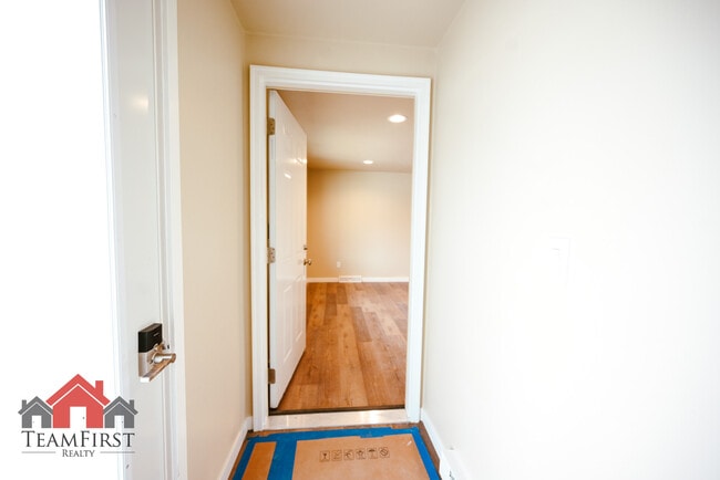 Photo - 2022 Terry Ln