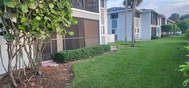 Building Photo - 9731 Hammocks Blvd Unit 102B Rental