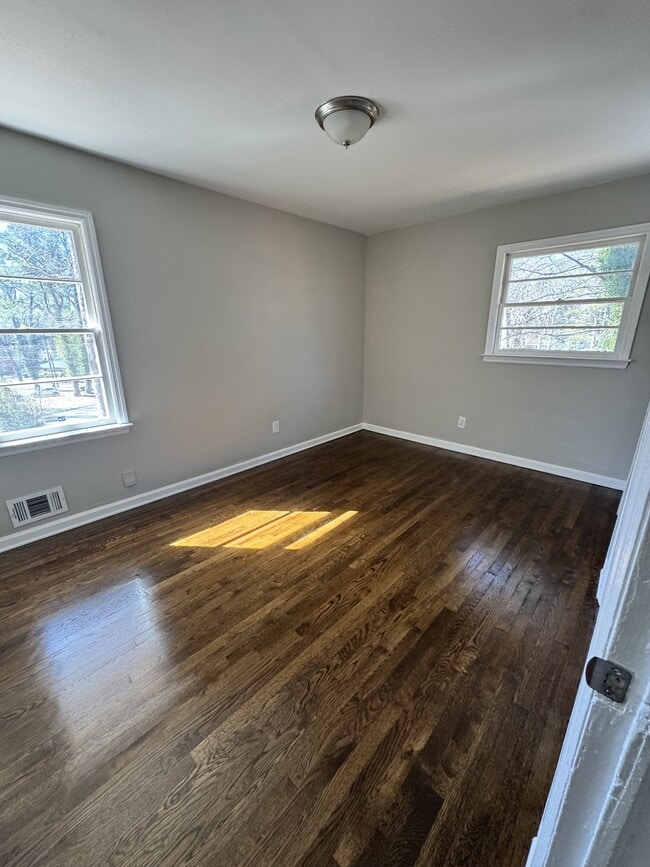 Photo - 2169 Barbara Ln