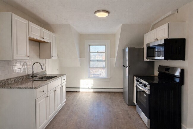 Photo - 75 Haviland Ave Unidad 3