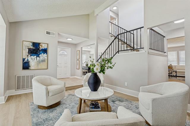 Photo - 2321 North Ct