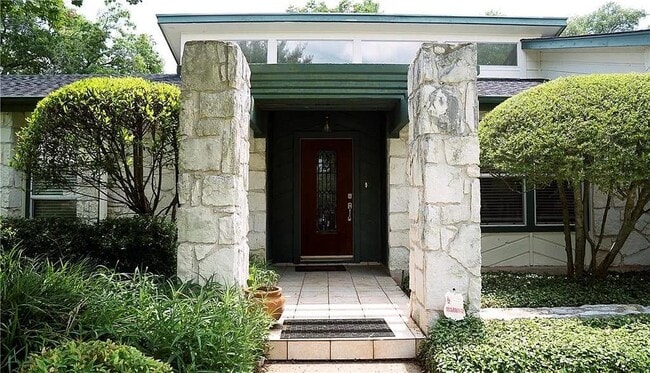 Photo - 3103 Mistywood Cir