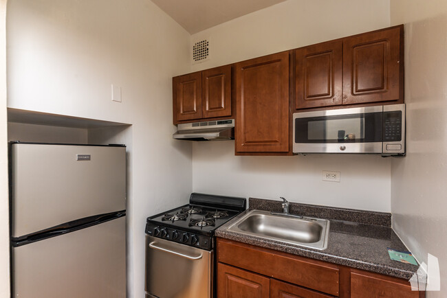 Photo - 940 W Cuyler Ave Apartments Unit 311