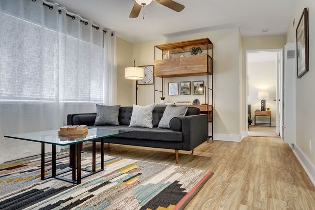 Lantana Hills Apartment Homes