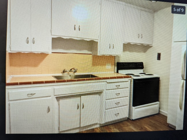 Photo - 2615 D St Unit 2