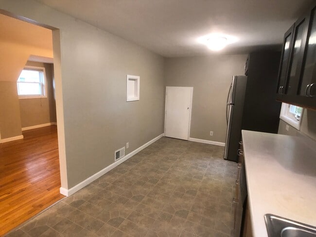 36 Rivermount Terrace Unit B
