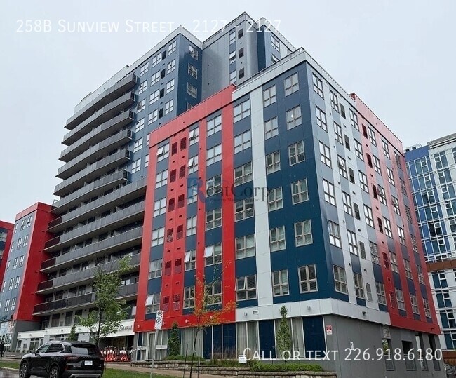 Photo - 258B Sunview St