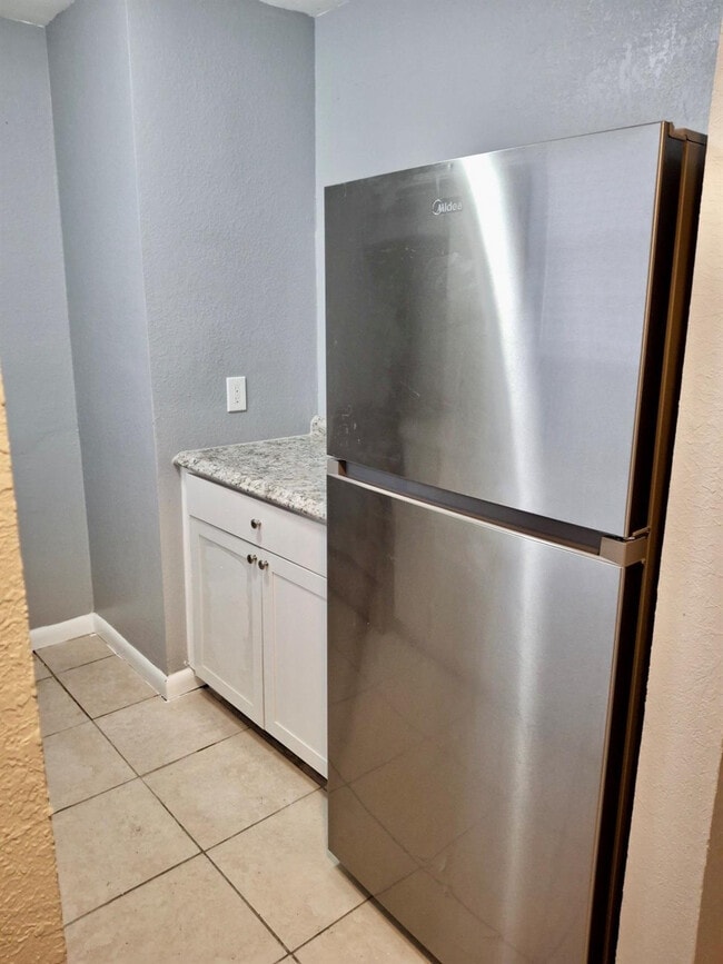 Photo - 910 Wagner Pl