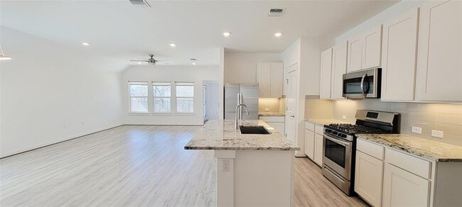 Photo - 7606 Pewter Luster Bnd