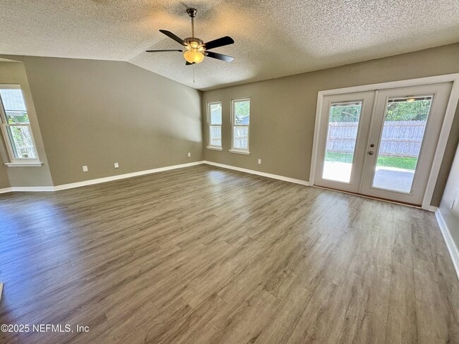 3625 Lumberjack Way