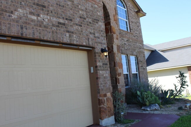 Photo - Over 3000 square feet with 3 car garage!