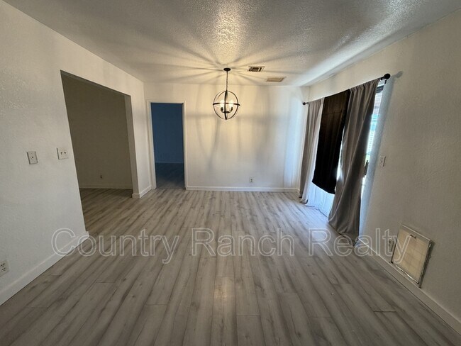 Photo - 5718 Sunrise Dr