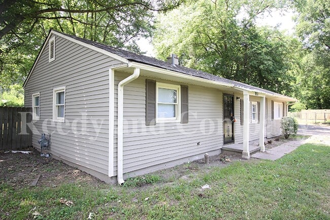 Photo - 961 Carrolton Rd