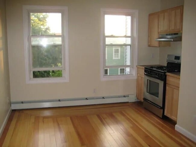 144 Progress St
