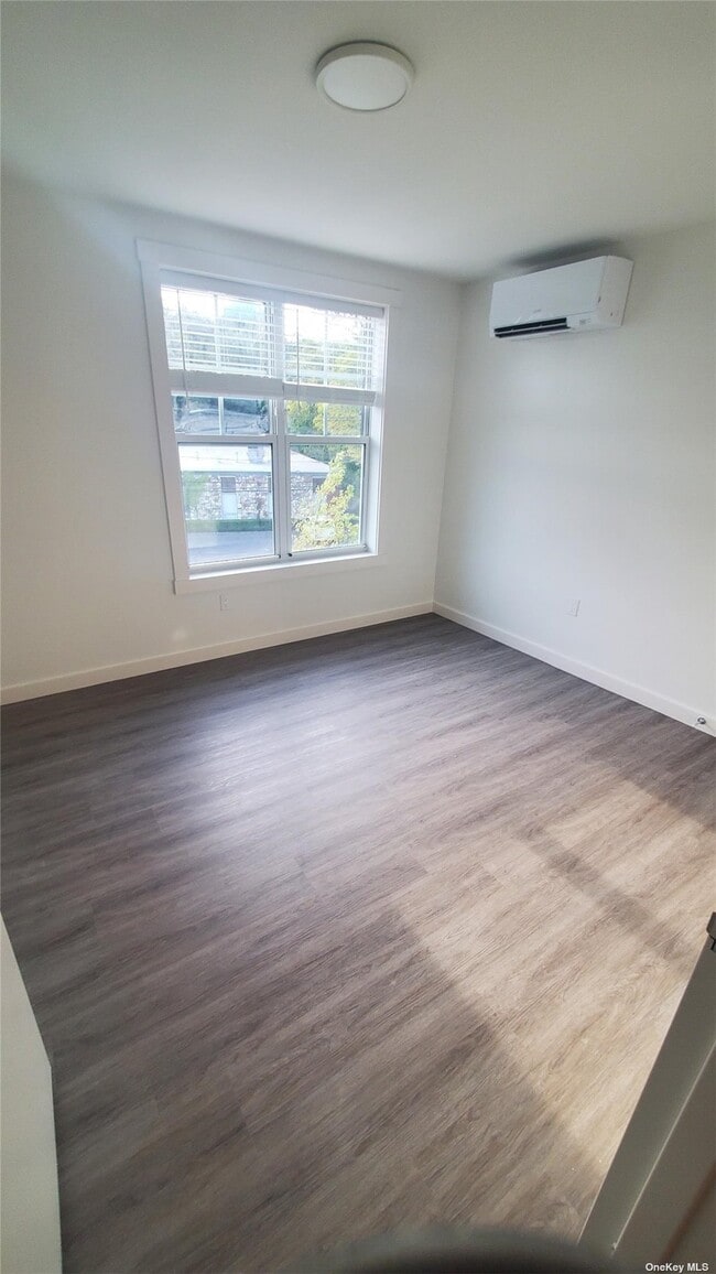 Photo - 700 Dickson St Unit A32