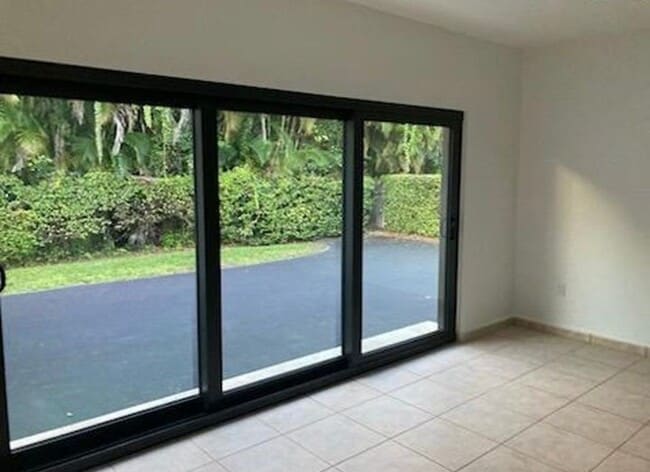 Photo - 607 Palermo Ave