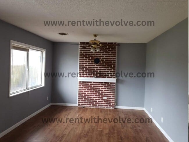 Photo - 506 Layne Dr