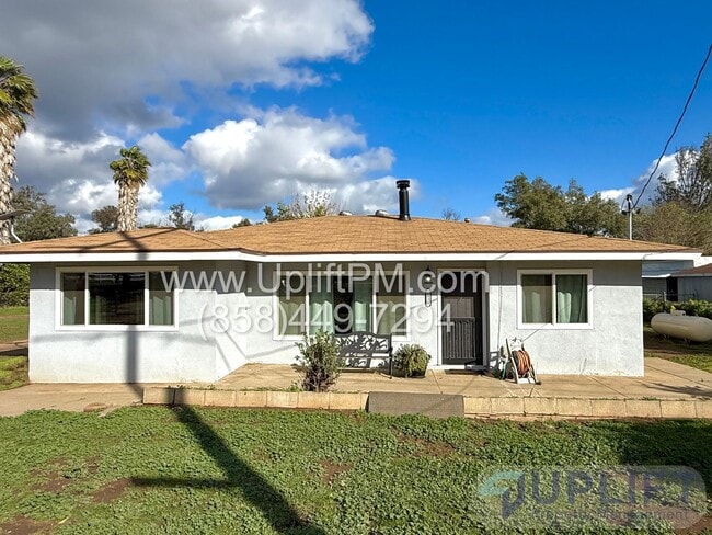 Photo - 1831 Lilac Rd