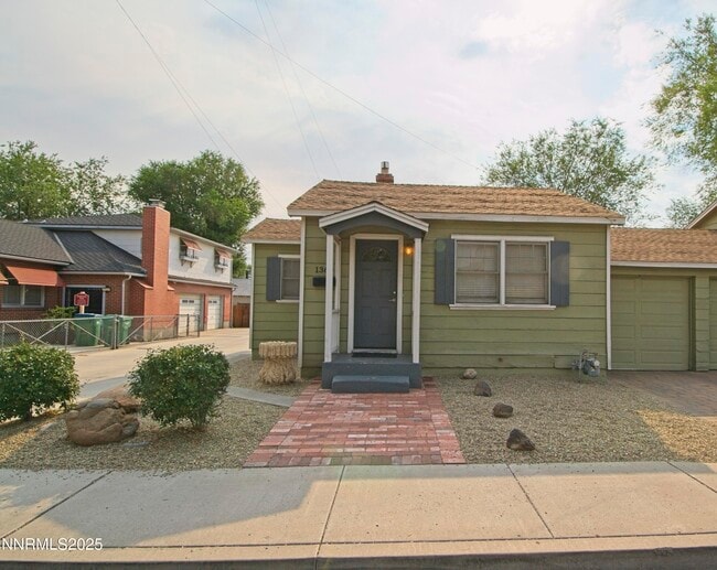 Photo - 1360 Plumas St