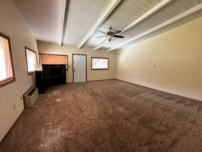 Photo - 5 Pleasant Ridge Dr Unit A