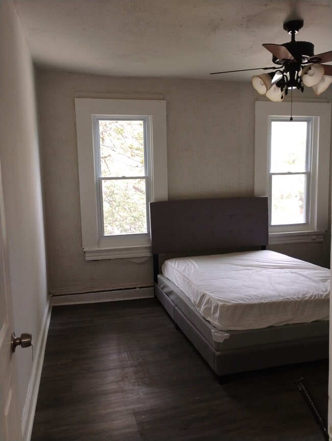 Photo - 3917 Park Heights Ave