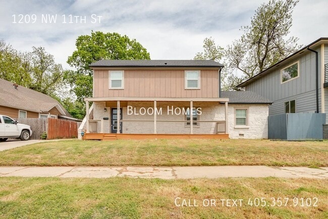 Building Photo - 1209 NW 11th St