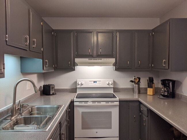 Photo - Spacious 3BR/2BA Silverthorne Condo – Prime Mountain Location