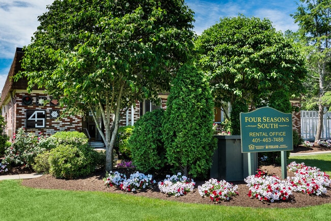 Photo - Four Seasons South