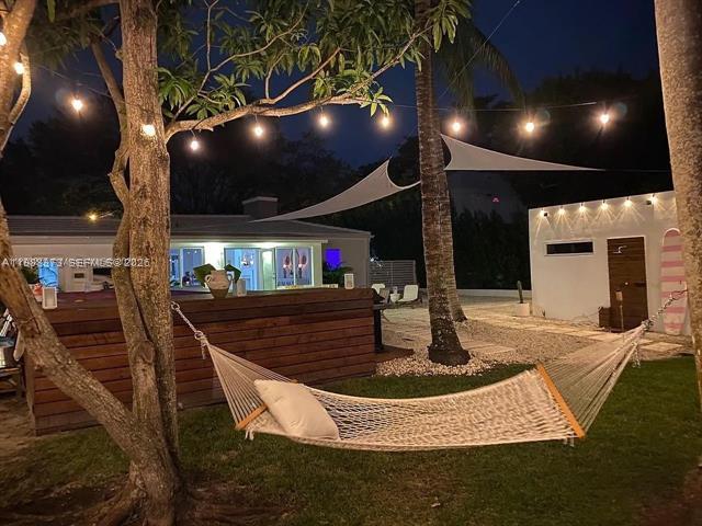 Photo - 256 NE 85th St