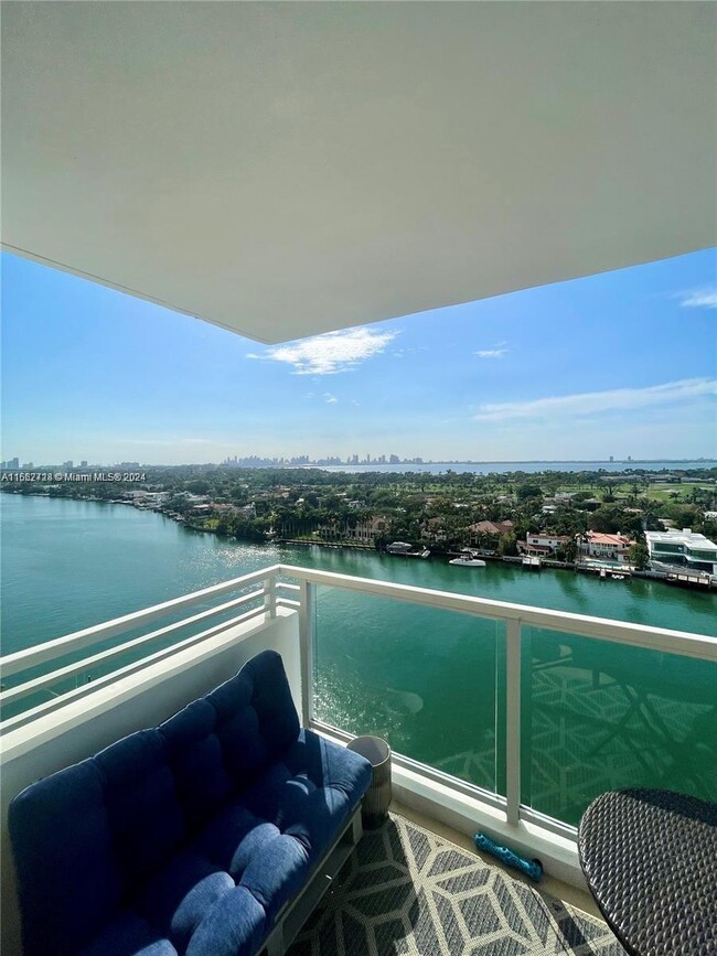 Photo - 5600 Collins Ave Condominio Unidad 16P