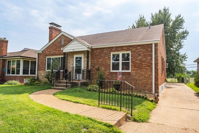 Photo - 5011 McCausland Ave