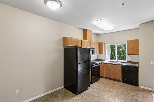 Legacy Oaks Apartments
