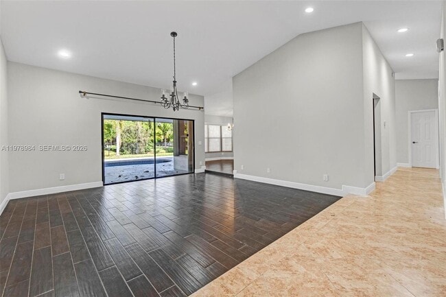 Photo - 5621 Carriage Ln