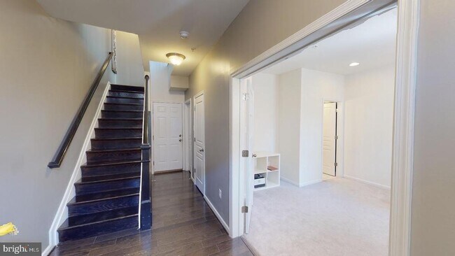 Photo - 2517 Francis Ln