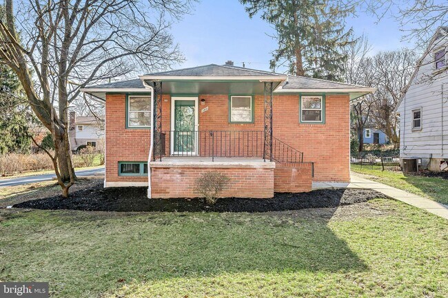 Photo - 2801 Harvard Ave