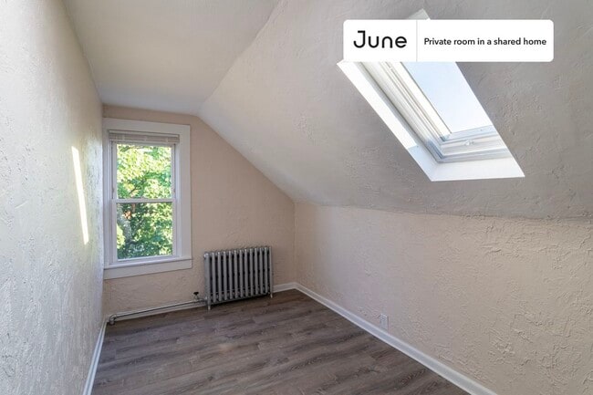 Photo - Room in Shared 6 bed/2 bath home Unit F