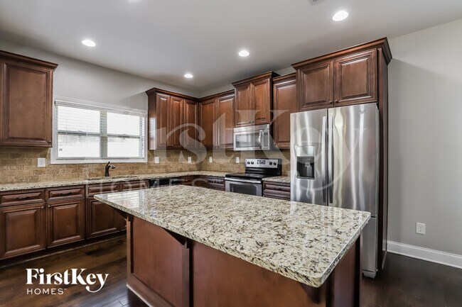 6705 Little Whistle Way