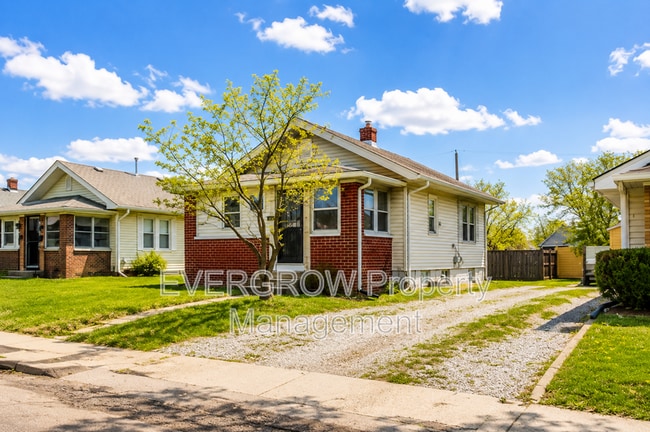 Photo - 1417 N Denny St