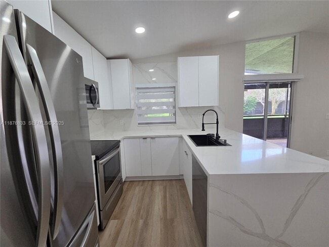 Photo - 15798 Woodgate Ct