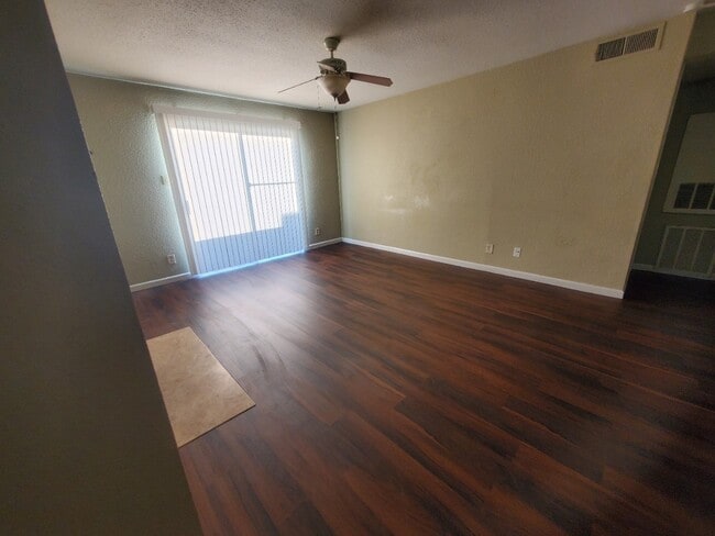 Photo - 9700 Leawood Blvd Unidad 816