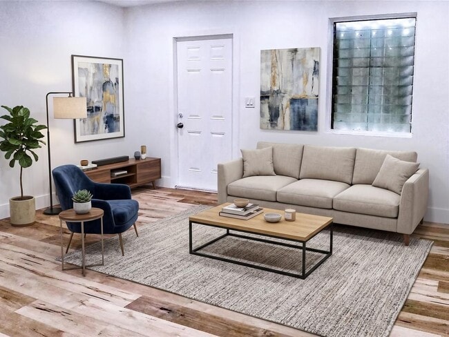 Building Photo - 142 NE 56th St Unit A