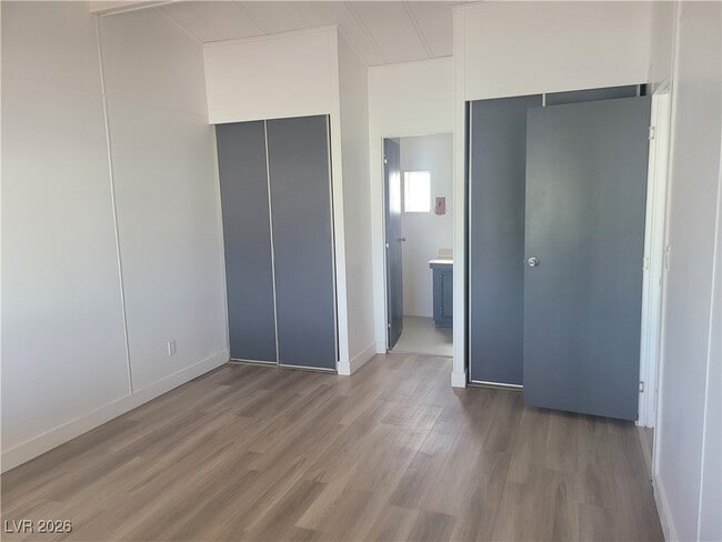 Photo - 1060 S Bunch St