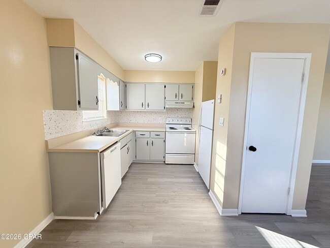 Photo - 506 N 11th St Unidad A1