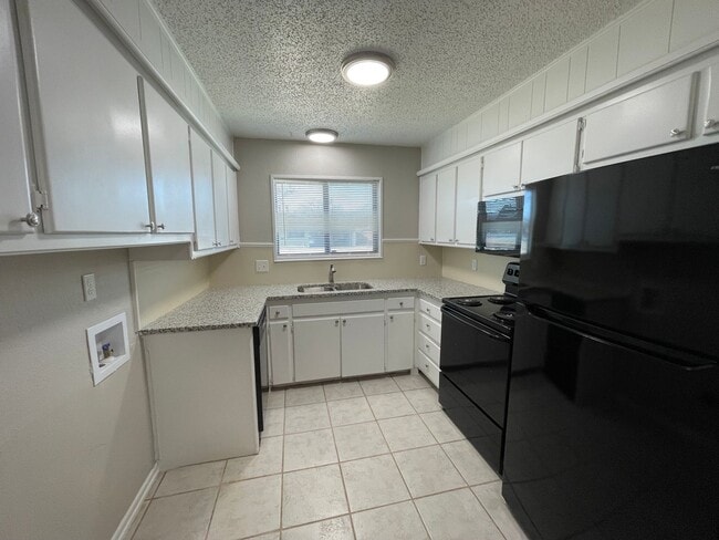 Photo - 6917fre Unidad A