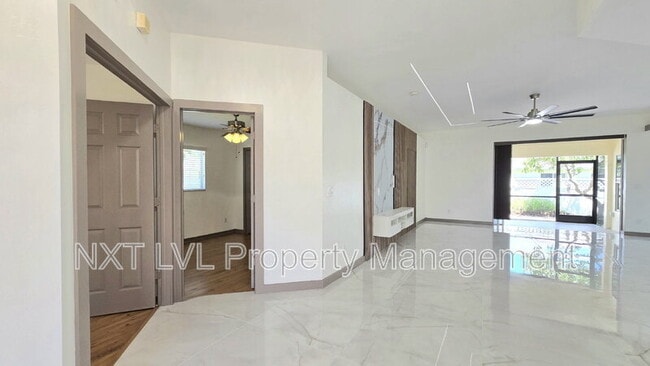 Photo - 511 SE 25th Terrace