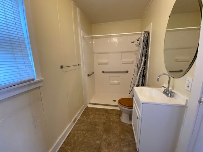 Photo - 212 Central Ave Unidad Bottom