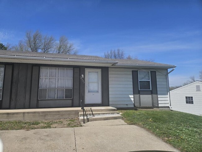 Photo - 18732 E Blackhawk Trail House