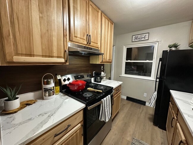 Photo - 1126-1128 Byron Ave. Apartamento Unidad 1126 Byron Ave.