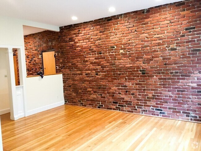 Building Photo - 88 Hancock St Unit 8 Rental