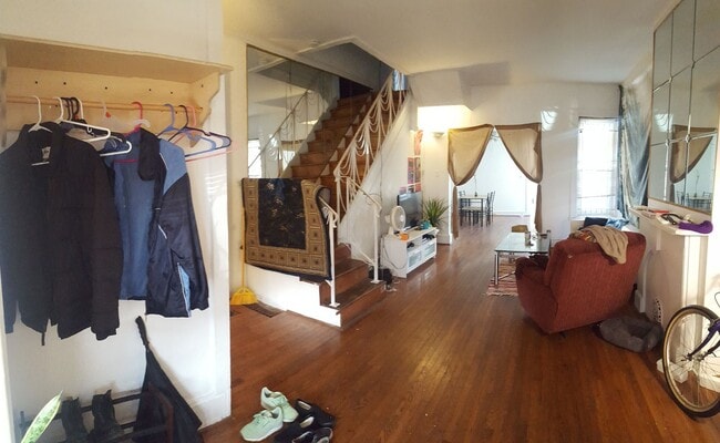 Photo - 1613 Fontain St